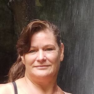 Meet your Posher, Michele